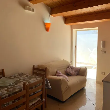 Casa Vacanza パキーノ